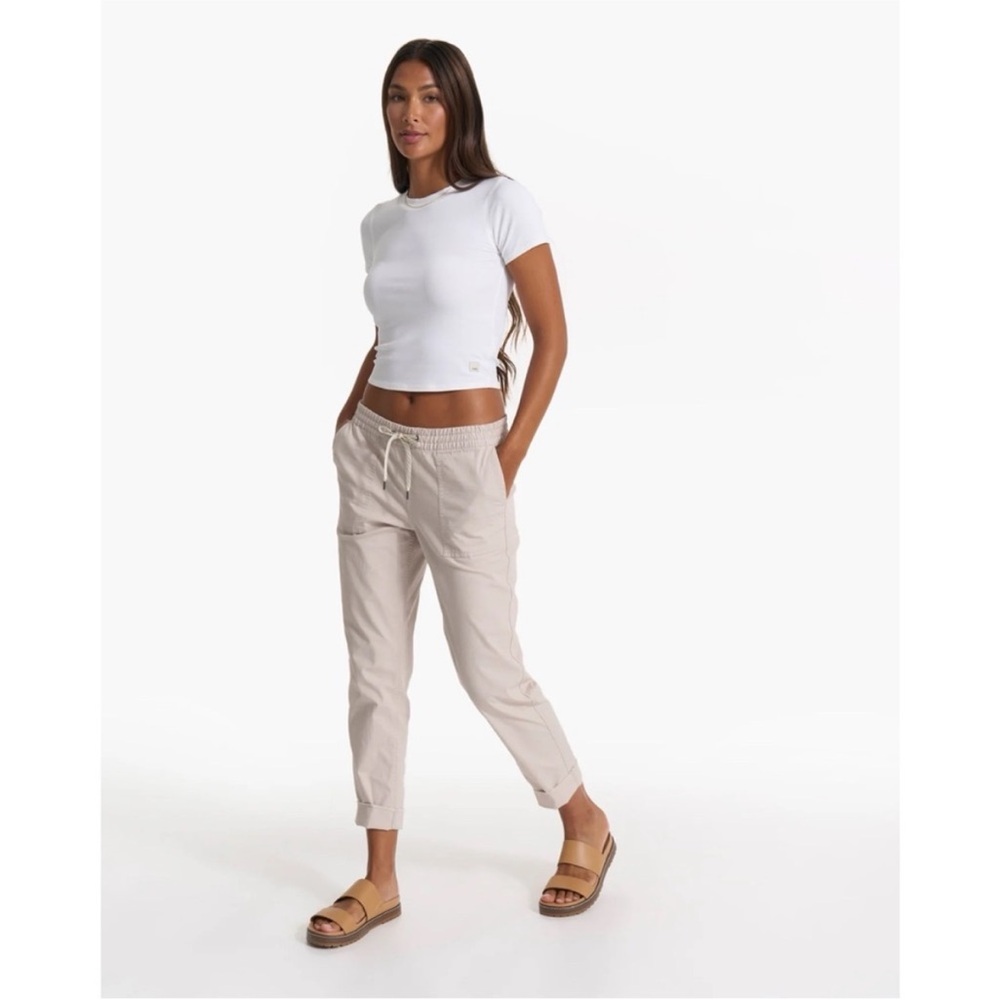 Vuori Women's Tan Jogger Pants